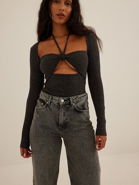 NA-KD TIE NECK LONG SLEEVE TOP