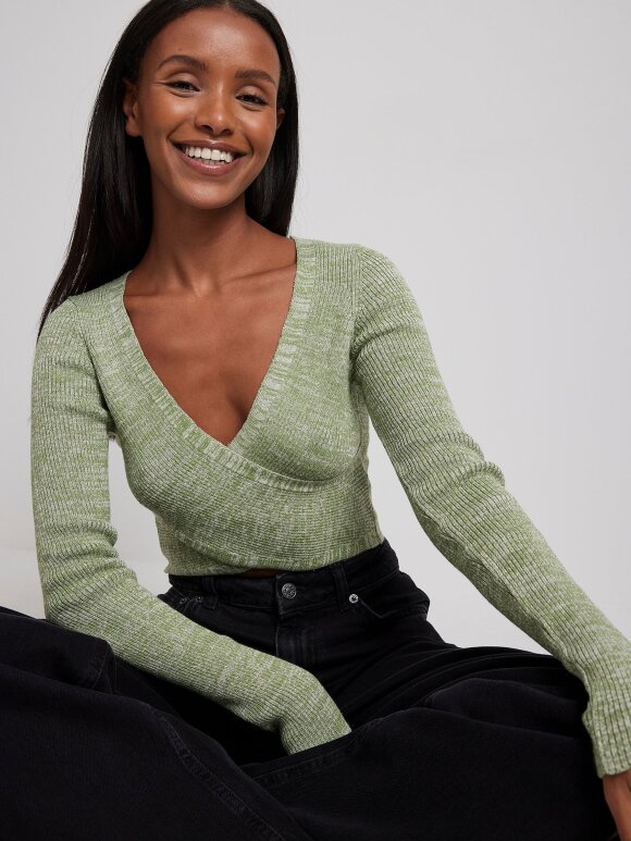 NA-KD Overlap Long Sleeve Top