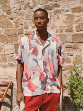 LES DEUX KNOX AOP TENCEL S/S SHIRT