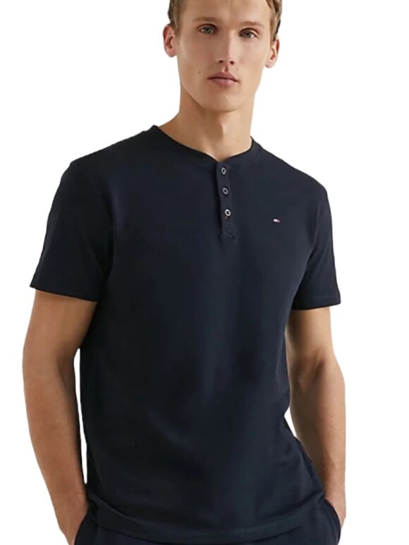 Tommy Hilfiger MENSWEAR - TOMMY 1985 COLLECTION HENLEY LOUNGE T-SHIRT