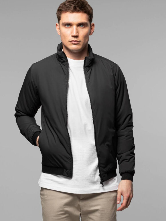 Scandinavian Edition - SCANDINAVIAN EDITION STUDIO JACKET