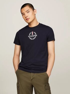 TOMMY GLOBAL STRIPE ARCHIVE CREST LOGO SLIM T-SHIRT