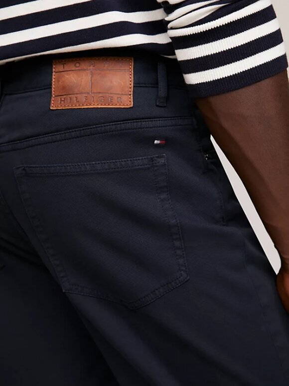 Tommy Hilfiger MENSWEAR - TOMMY DENTON STRAIGHT JEANS