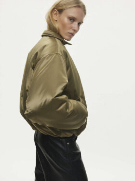 OVAL SQUARE BLINK BOMBER JACKET