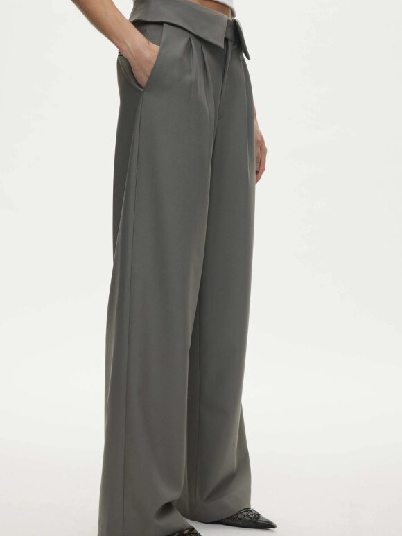 OVAL Square - OVAL SQUARE SOFFY TROUSERS