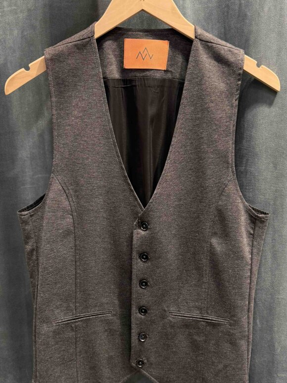 N N - NN KARL WAISTCOAT