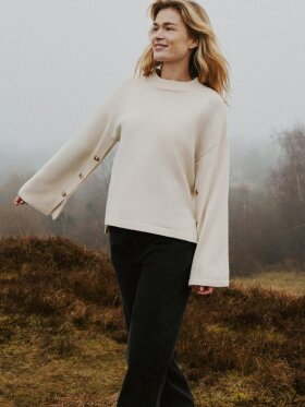 Neo Noir Button Knit Blouse