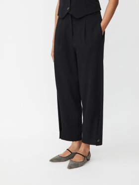 MASAI Punna Trousers