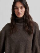 Second Female - SECOND FEMALE ALPHA KNIT T NECK