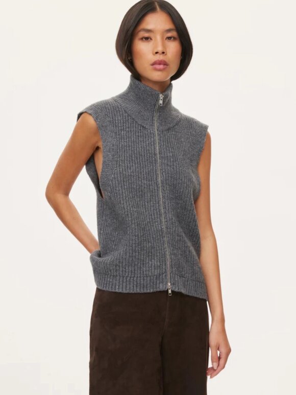OVAL Square - OVAL SQUARE FAVE ZIP KNIT VEST