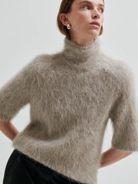 SECOND FEMALE KARLA KNIT SS