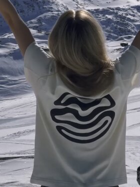 DURABLE JOURNEY THE GLOBE TEE