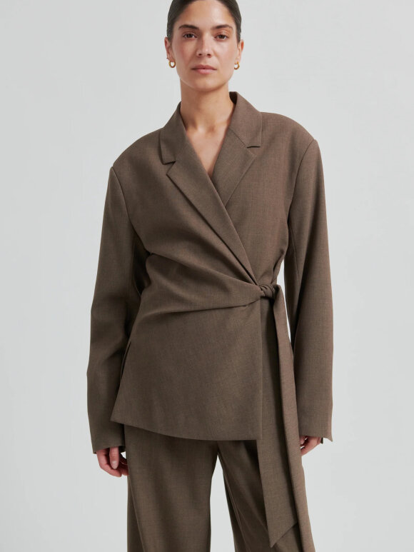 Second Female - SECOND FEMALE DAKOTA WRAP BLAZER