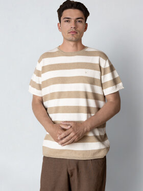 Clean Cut MILAS KNITTED T-SHIRT
