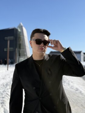 Messy Weekend Senta NOLAN