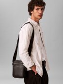 Calvin Klein - CALVIN KLEIN SHOULDER BAG RAISED REPORTER