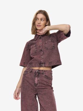 MOVES KAMARI SHIRT