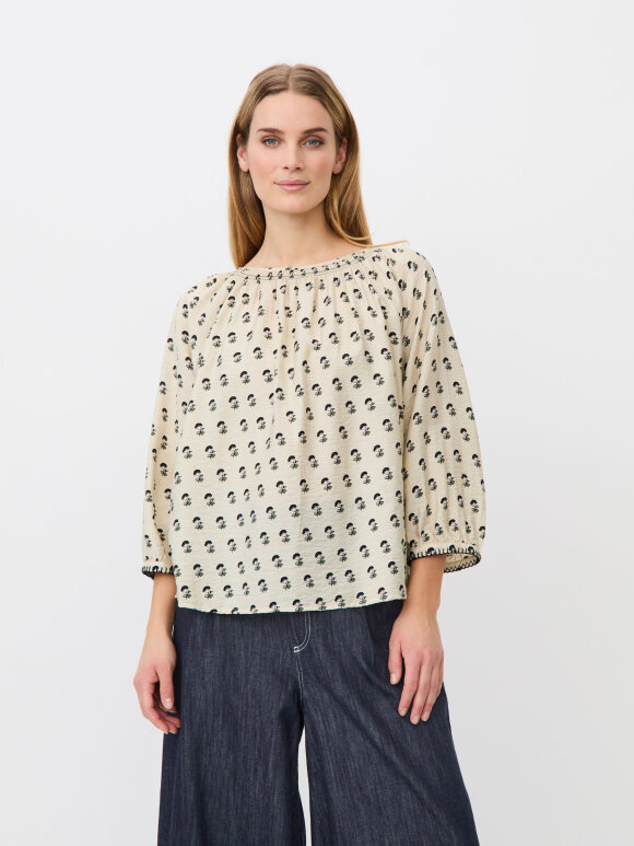 MASAI - MASAI BAELITH TOP MASAI - MASAI BAELITH TOP