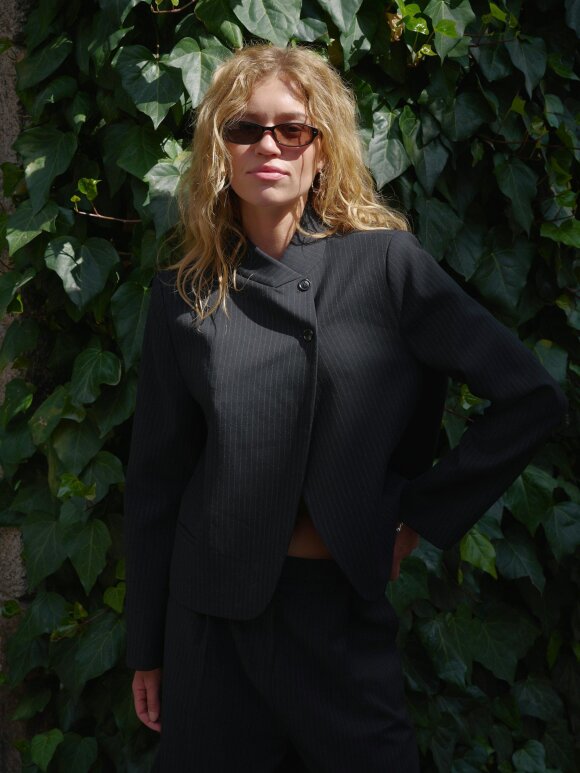 Neo Noir - Neo Noir Tiria Slim Pinstripe Blazer