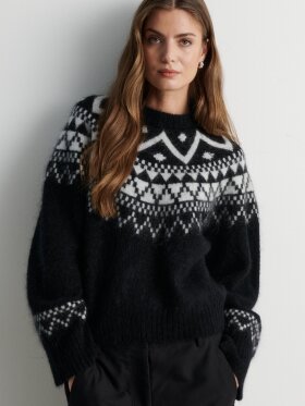 Second Female Kalia Knit Pullover Second Female Kalia Knit Pullover