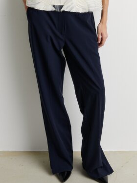 Second Female Lively Trousers