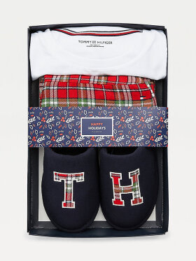 TOMMMY PLAID CHECK PYJAMA AND SLIPPER SET